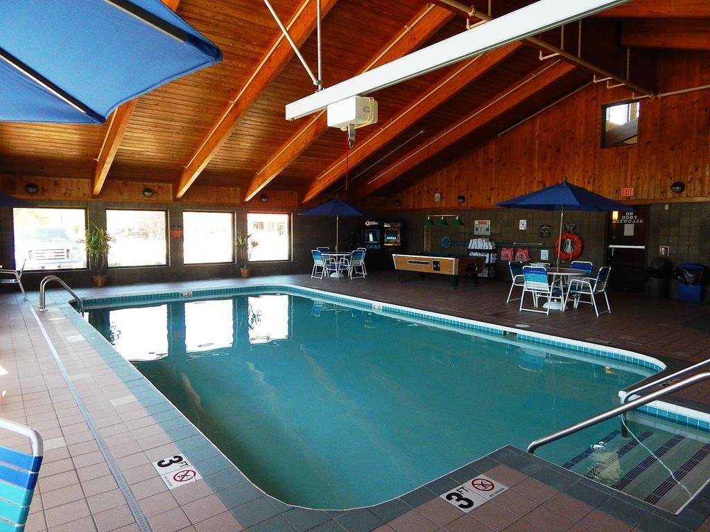 Americinn By Wyndham Sturgeon Bay Exteriör bild