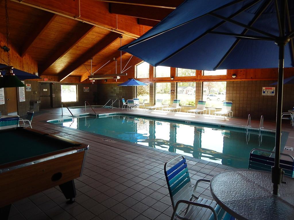 Americinn By Wyndham Sturgeon Bay Exteriör bild
