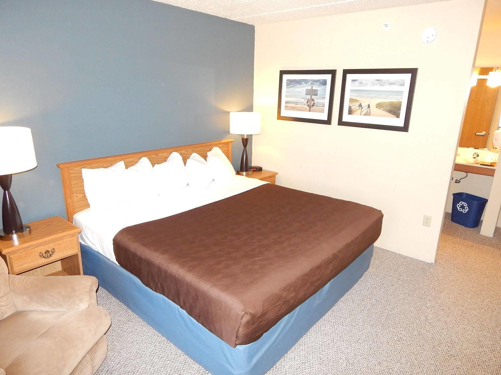 Americinn By Wyndham Sturgeon Bay Exteriör bild
